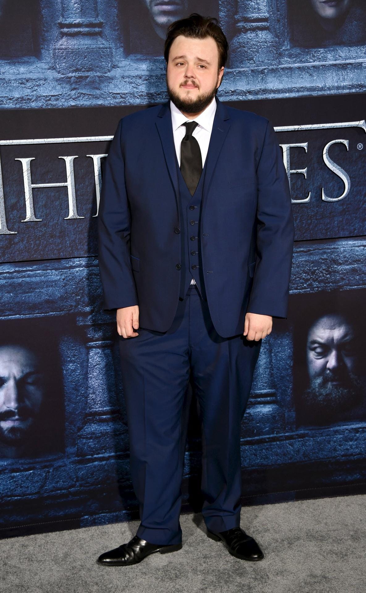 Jon Snows Nachtwachen-Kumpel Sam Tarly wird von John Bradley verkörpert. Bei der Staffelpremiere trug er Blau statt Schwarz.