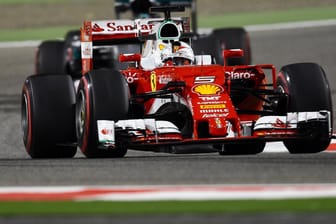 Sebastian Vettel in seinem Ferrari: Bloß kein Motorschaden mehr.