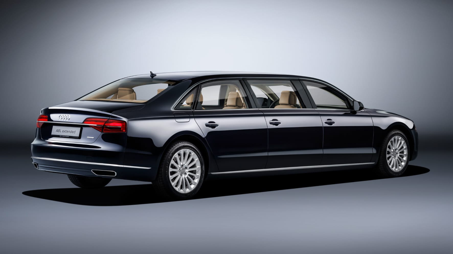 Audi A8 L extended: Fast sechseinhalb Meter langer Luxus.