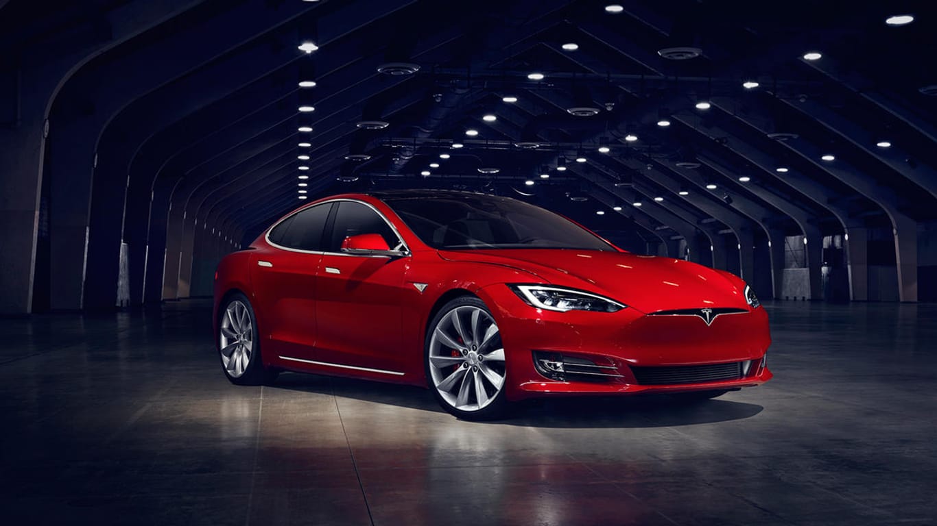 Tesla Model S Facelift.