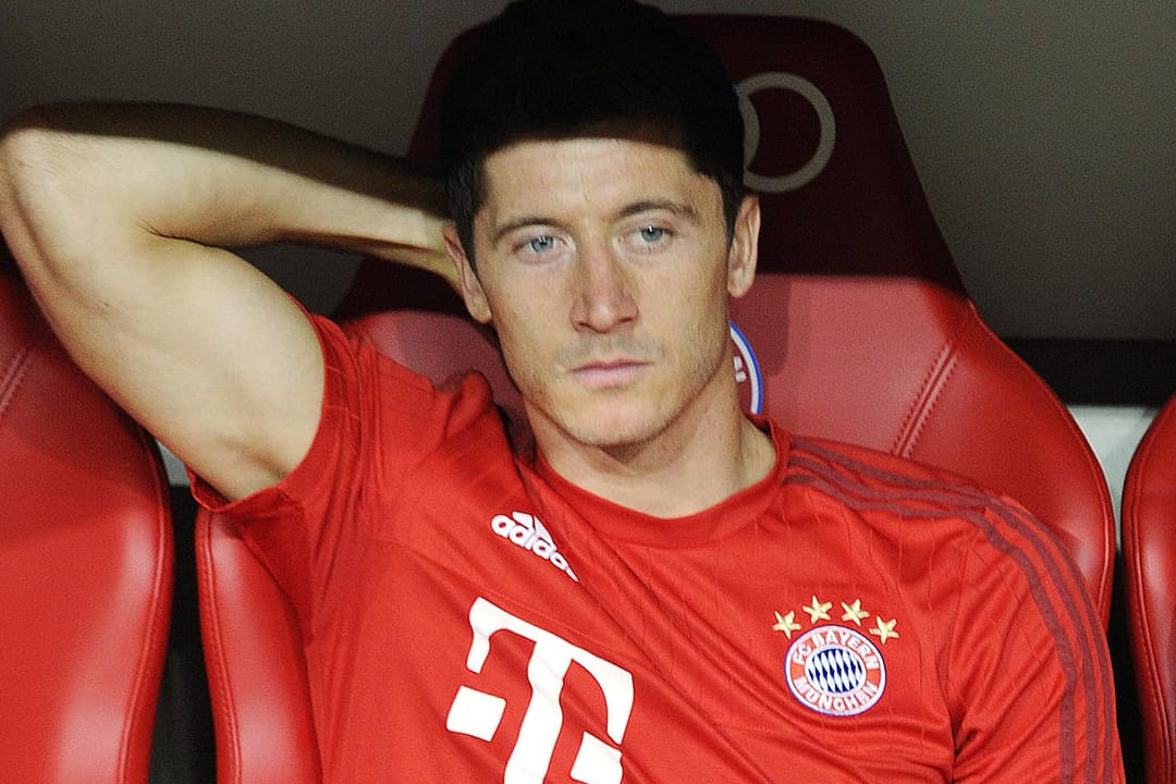 Robert Lewandowski wird zunächst auf der Reservebank Platz nehmen.