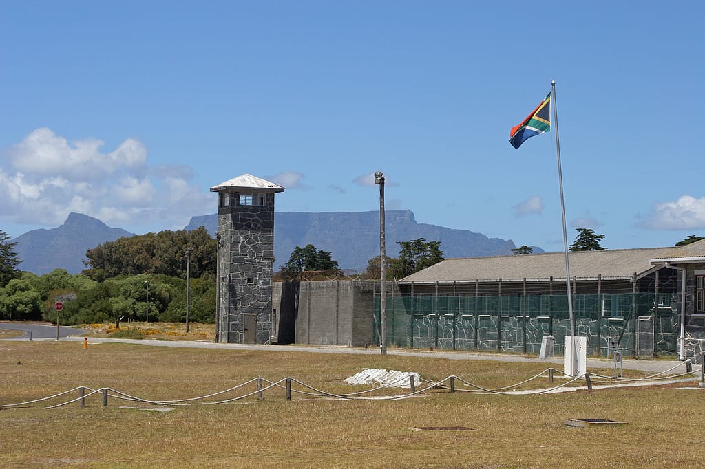 Die Gefangenen auf Robben Island wurden zur Zwangsarbeit im Steinbruch verdammt.