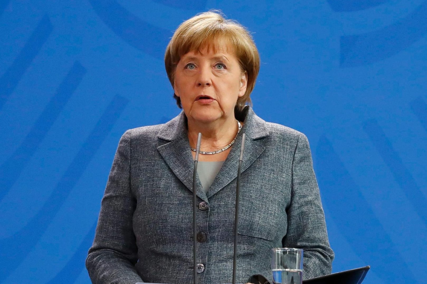 Angela Merkel erklärt sich zur Affäre Böhmermann.