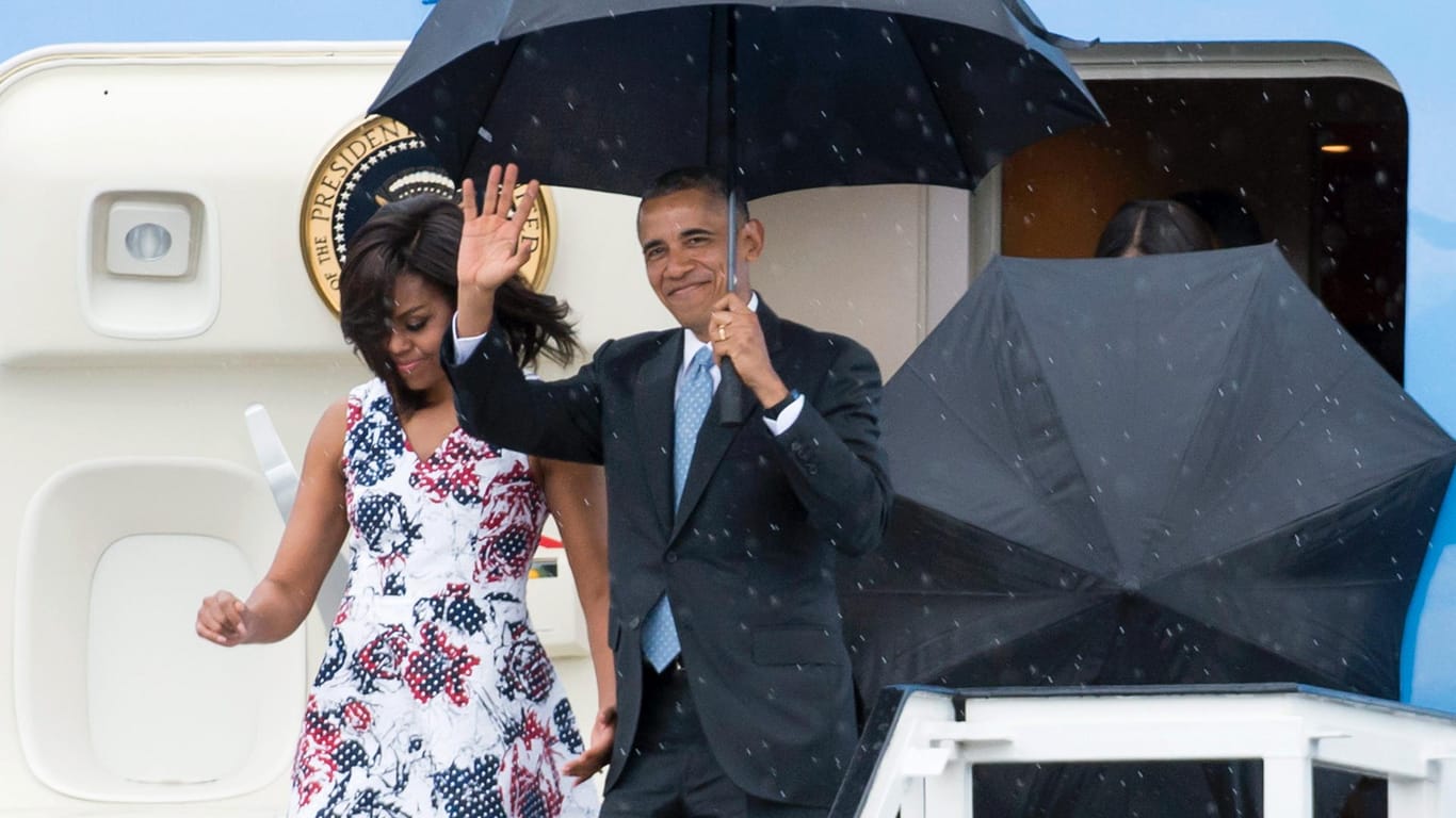 Finanziell im Regen stehen die Obamas mit ihrem Verdienst gewiss nicht.