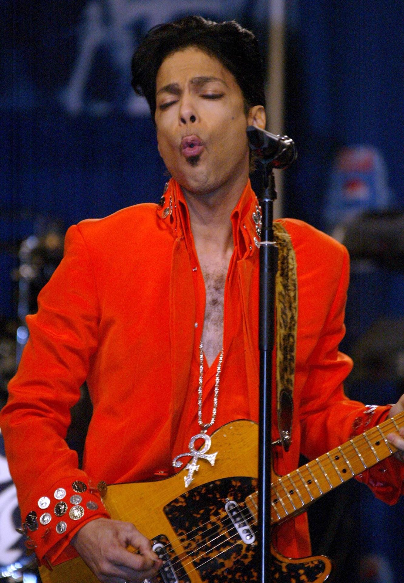 Seine Fans verehrten Prince als unglaublich virtuosen Gitarrenspieler.