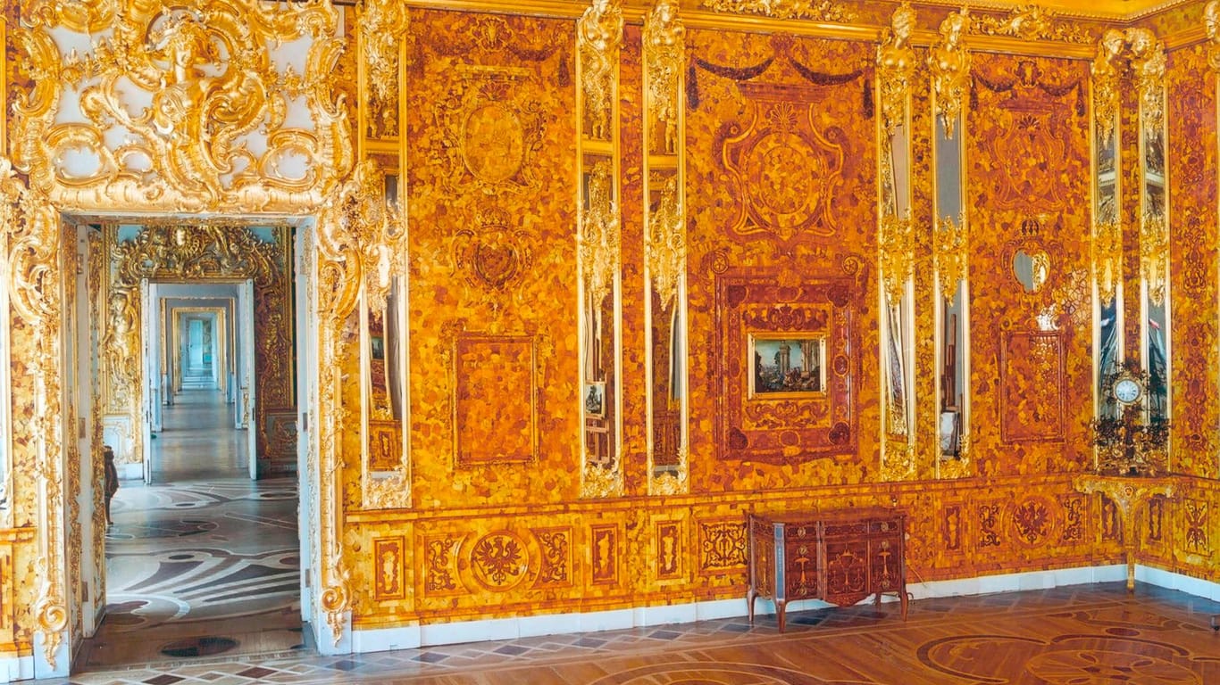 Die Rekonstruktion des Bernsteinzimmers im Katharinenpalast bei St. Petersburg.