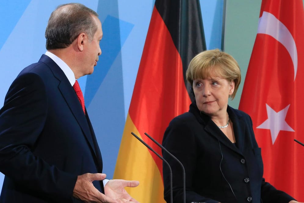 Zu unterwürfig? Merkel und Erdogan.