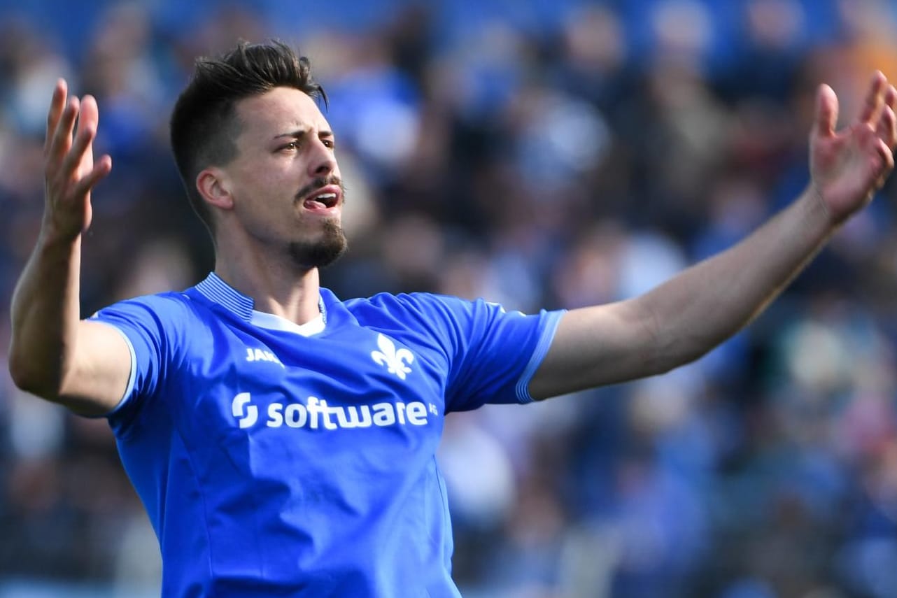 Sandro Wagner hat mit bisher 13 Treffern maßgeblichen Anteil daran, dass Aufsteiger Darmstadt 98 den Klassenerhalt schaffen kann.