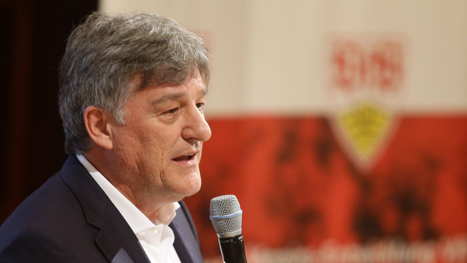 Ludwigsburg Fußball VfB Stuttgart Vereinsentwicklung Regionale Versammlung in der Musikhalle Ludw