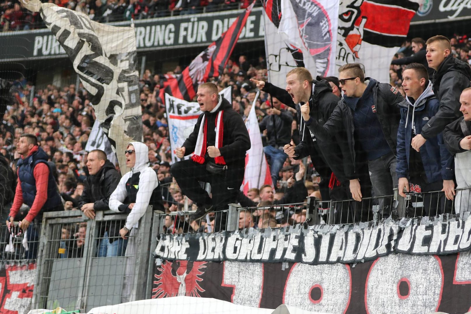 Die Fans von Eintracht Frankfurt dürfen sich am Wochenende also doch in Darmstadt aufhalten.