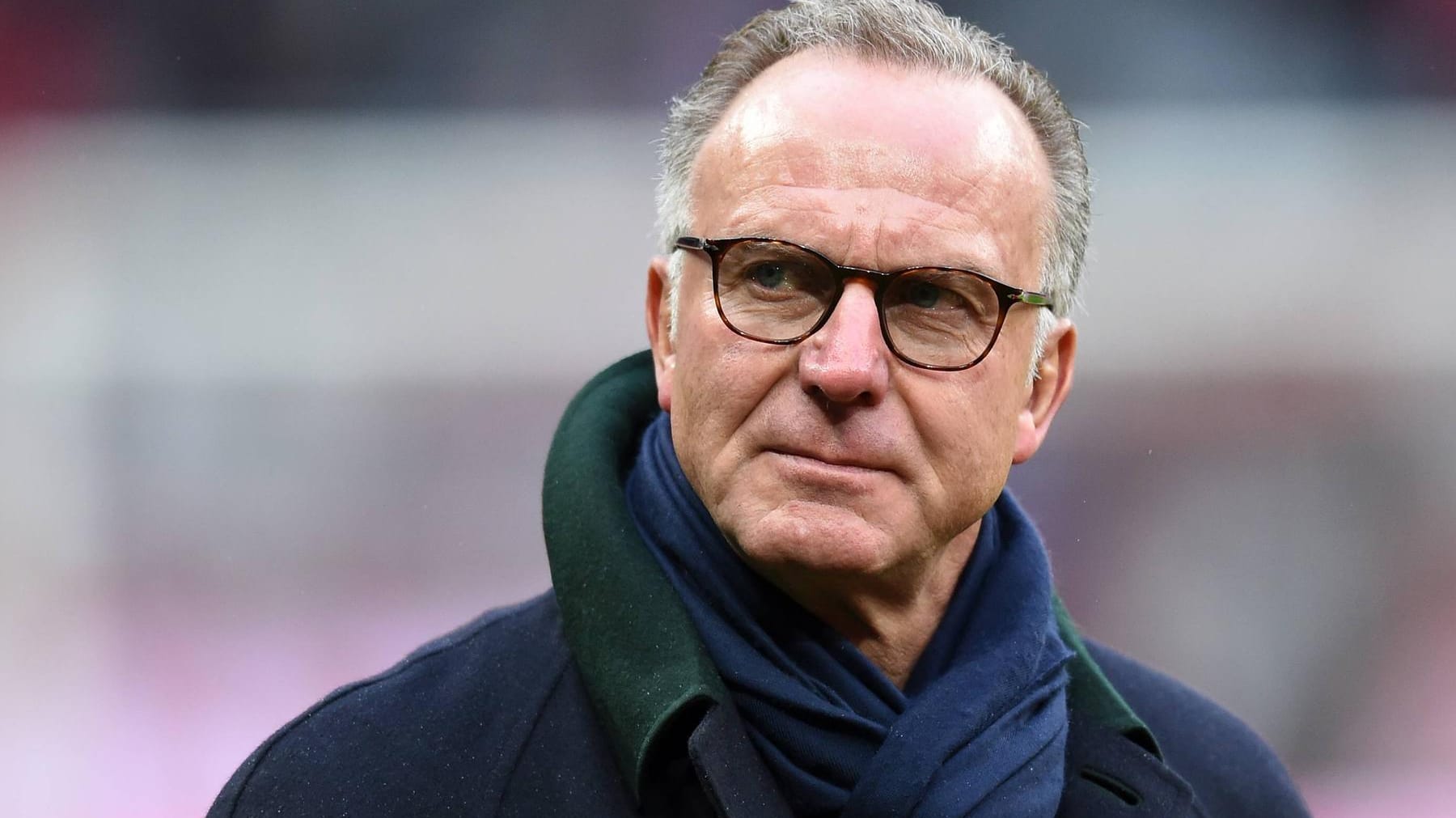 War mit der Leistung des Schiedsrichters alles andere als zufrieden: Karl-Heinz-Rummenigge. War mit der Leistung des Schiedsrichters alles andere als zufrieden: Karl-Heinz-Rummenigge.