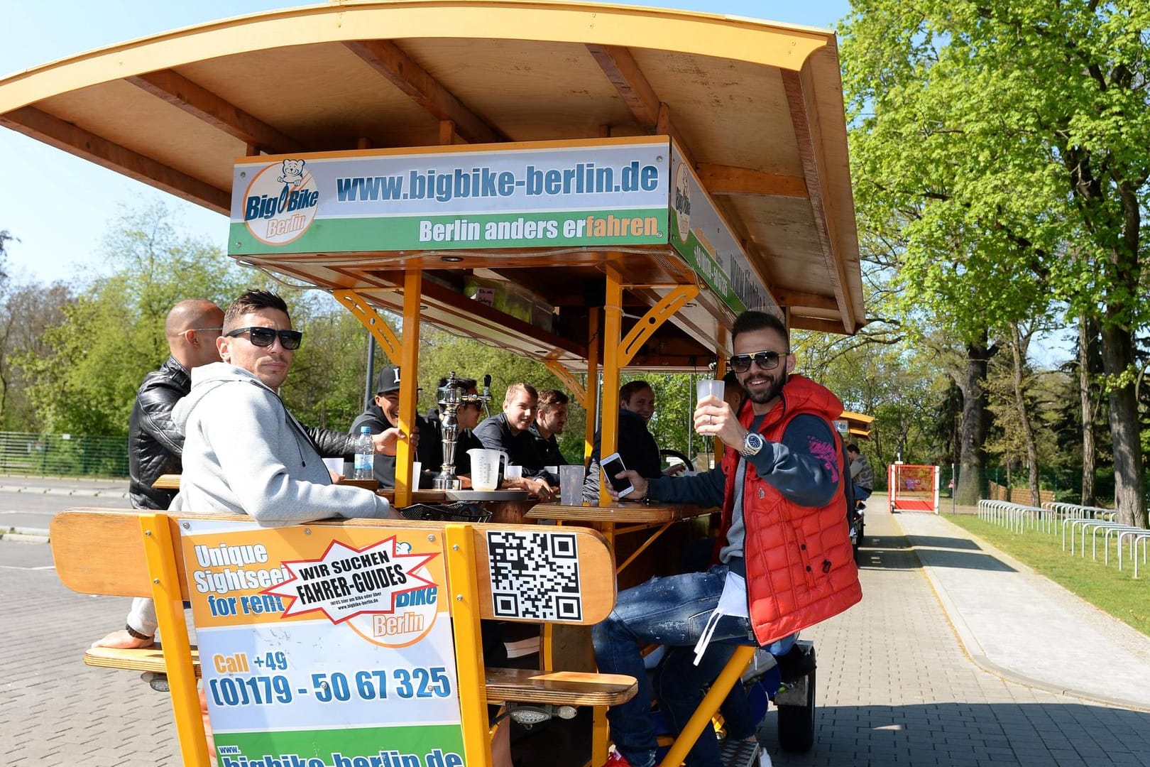 Union Berlin: Am Vatertag fuhr die Mannschaft mit "Big Bikes" durch Berlin-Köpenick.