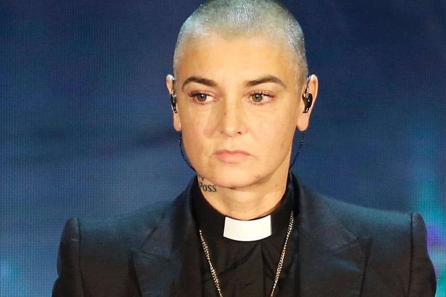 Sinead O'Connor behauptet, Darsteller Arsenio Hall habe Prince mit Drogen versorgt.