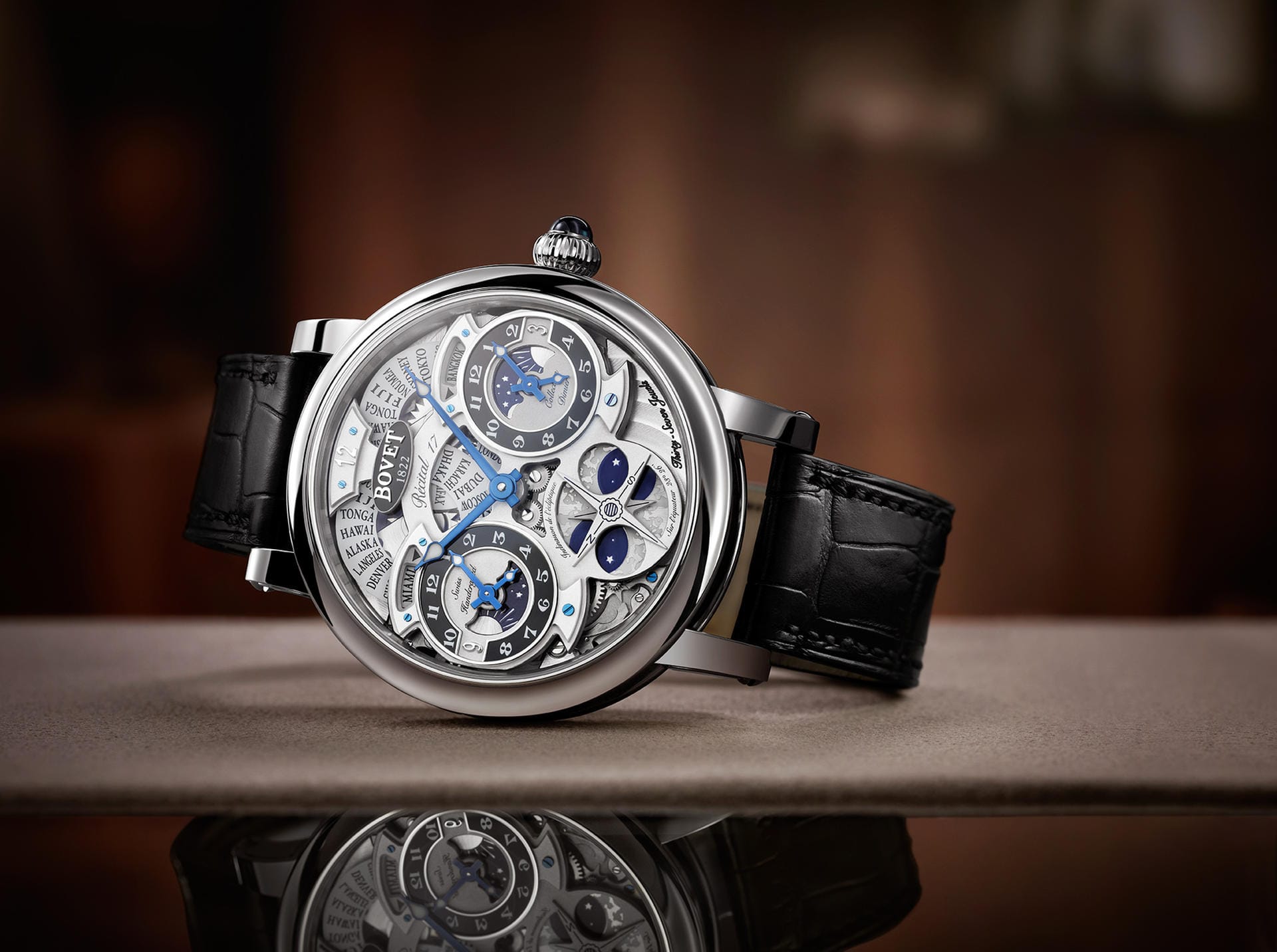 Die exklusive Schweizer Uhren-Manufaktur Bovet stellt ebenfalls hochwertige Luxus-Chronometer mit dem Qualité Fleurier Siegel her.