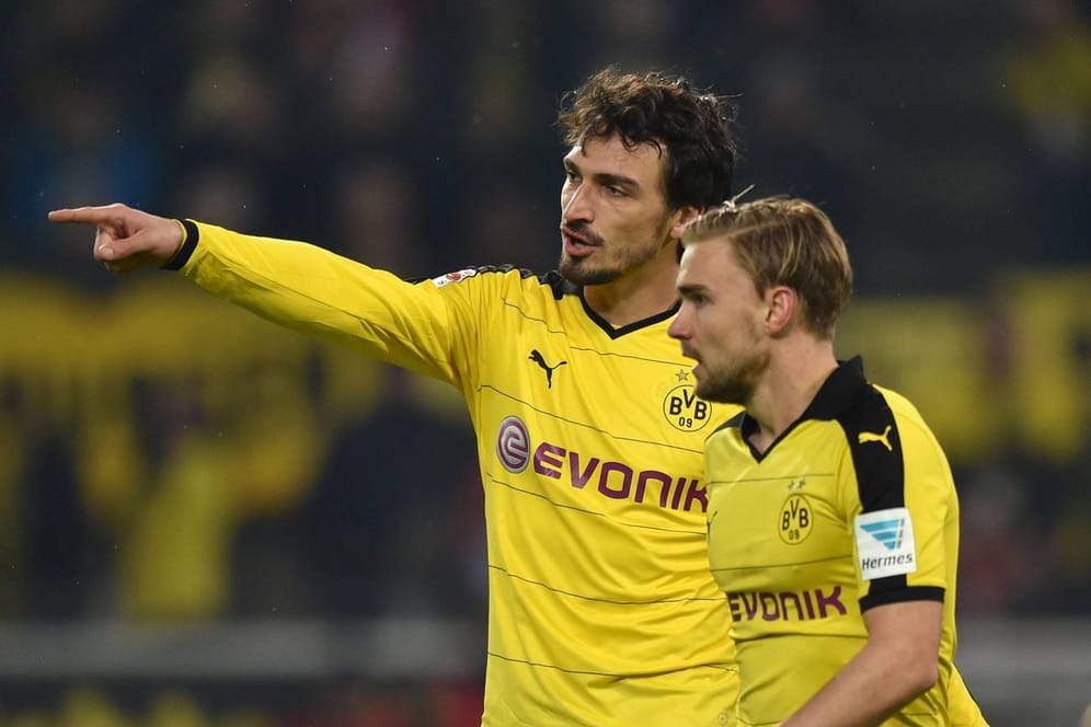 Kapitän Mats Hummels (li.) verlässt Borussia Dortmund, Marcel Schmelzer könnte sein Nachfolger werden.
