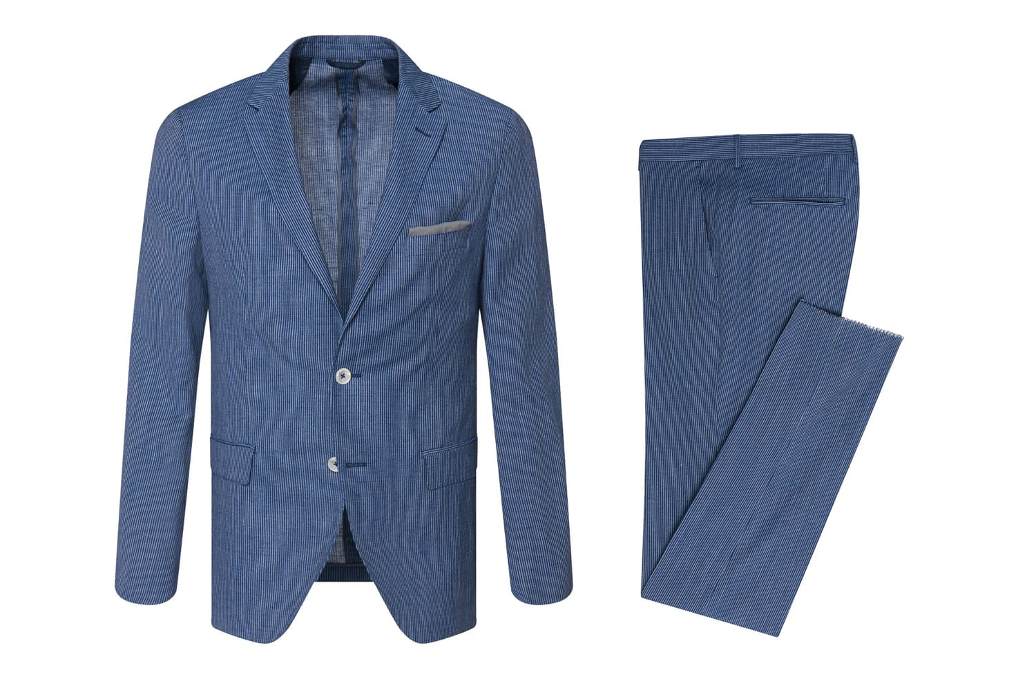 Der schmale Anzug von Hugo Boss (um 799 Euro) aus Leinen und Seide dürfte Sie an wamen Tagen ziemlich cool aussehen lassen.
