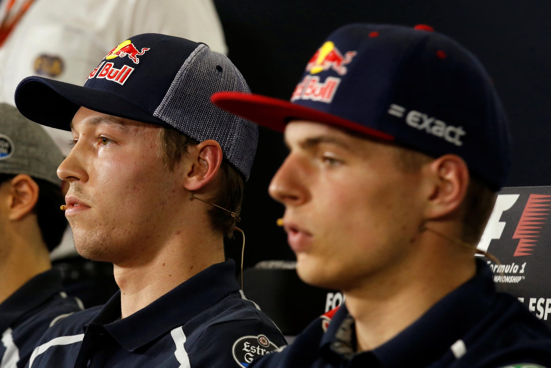Schwierig, schwierig: Daniil Kwjat (li.) wurde bei Red Bull aussortiert - für Max Verstappen (re.). Die beiden tauschten ihre Cockpits.