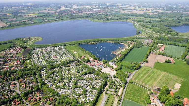 "BestCamping 2016": Der Alfsee Ferien- und Erholungspark in Niedersachsen ist in diesem Jahr neu in der Liste der besten Campingplätze.