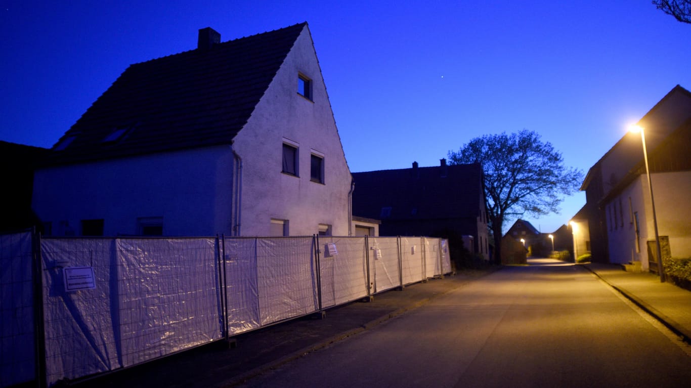 In dem Haus in Höxter-Bosseborn wurden mindestens acht Frauen misshandelt.