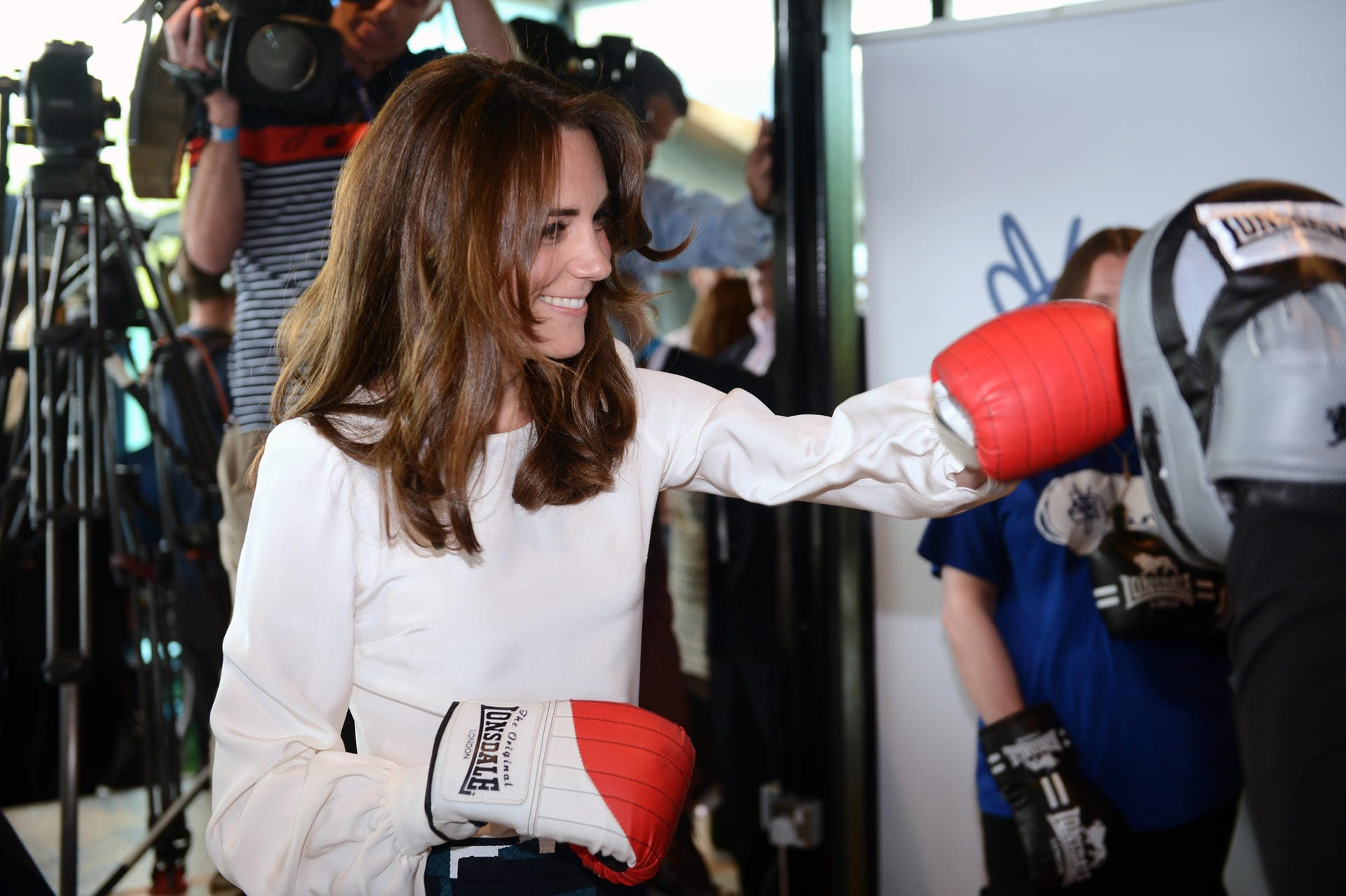 Herzogin Kate im Mai 2016 beim Boxen im Olympischen Park in London. Gemeinsam mit Ehemann Prinz William und Schwager Prinz Harry startete Kate die "Heads Together"-Kampagne für psychische Gesundheit.
