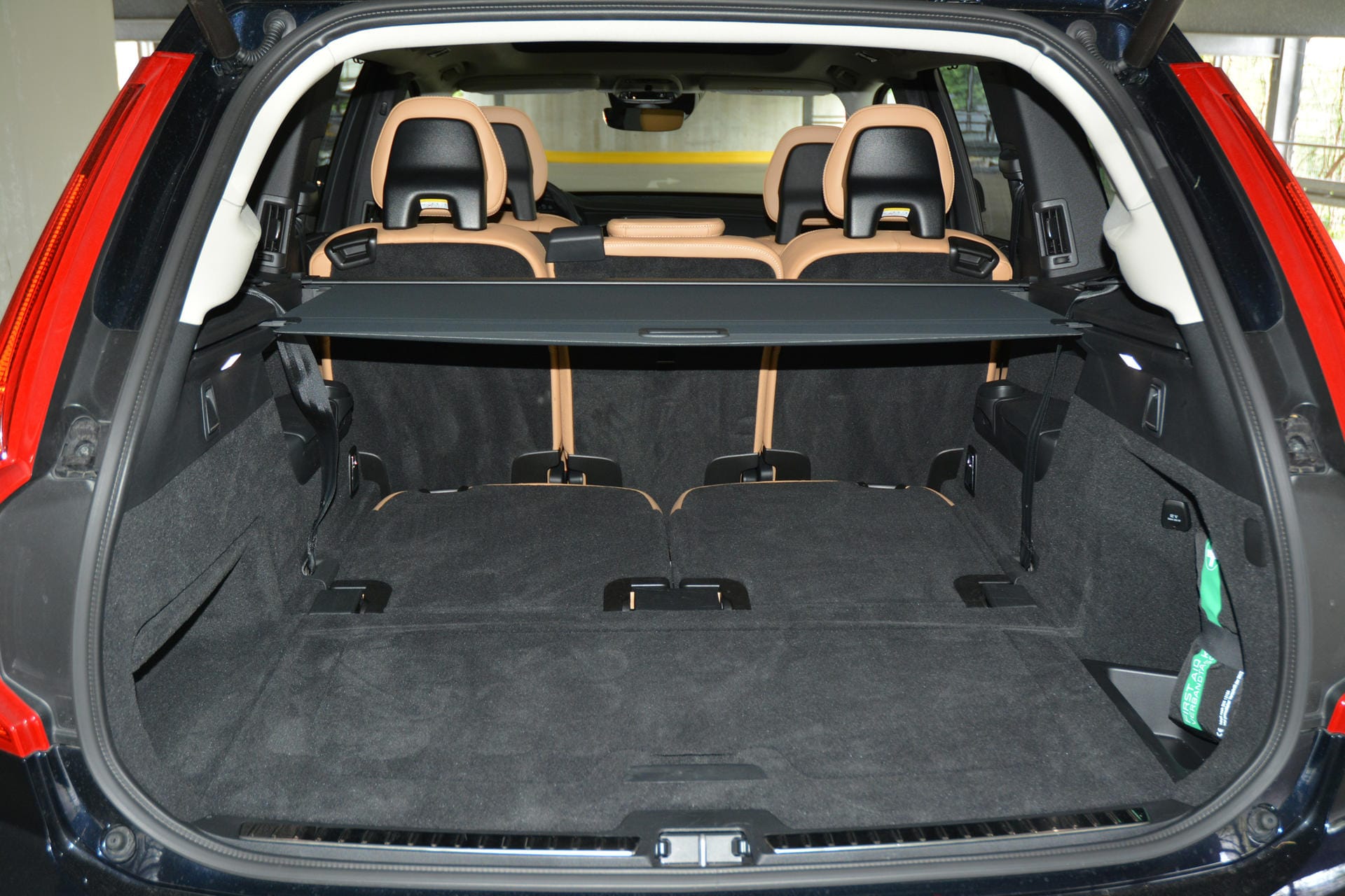 Der Volvo in der Ausstattung "Momentum" kann auch als Siebensitzer benutzt werden - dafür werden die Sitze einfach hochgeklappt.