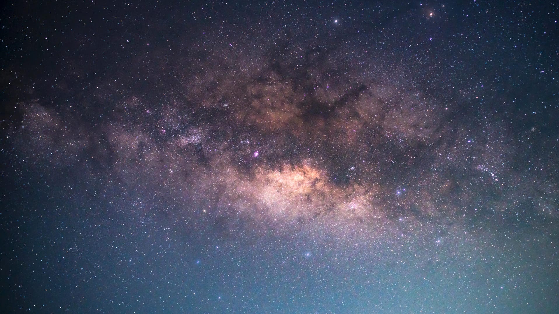 Das Funkeln der Sterne entsteht, wenn Licht die Erdatmosphäre passiert.