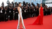 Alessandra Ambrosio (l.) und Rosie Huntington-Whiteley strahlen in Cannes um die Wette.
