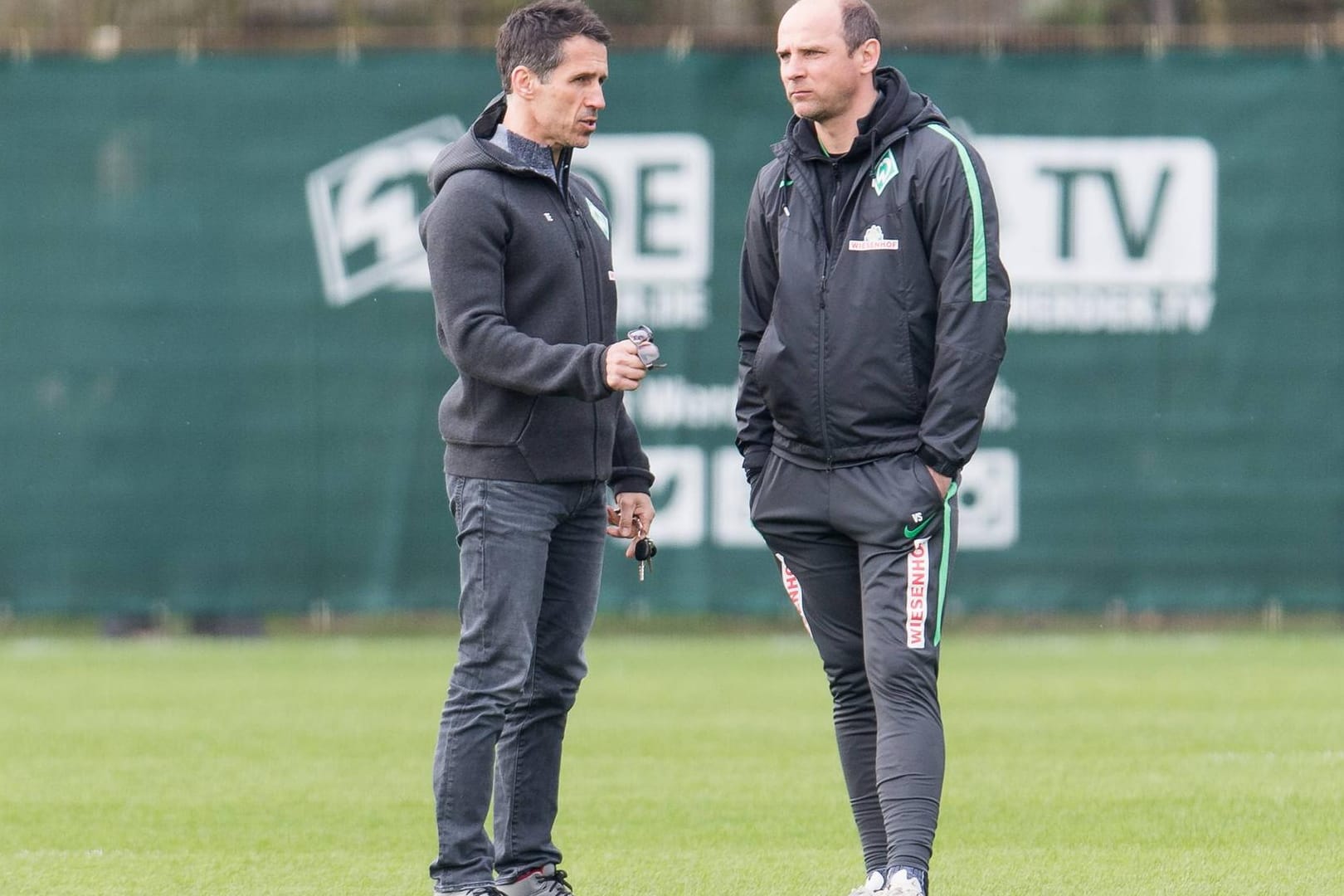 Alles andere als ein Herz und eine Seele: Thomas Eichin (li.) und Viktor Skripnik.