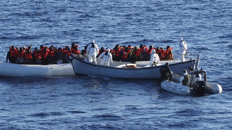 Rettung von Flüchtlingen auf dem Mittelmeer.