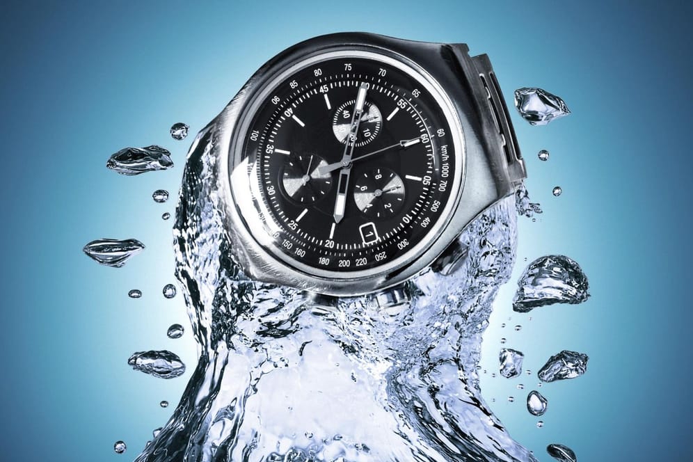 Viele Angaben zur Wasserdichtigkeit bei Uhren verwirren die Käufer. WANTED-DE erklärt die wichtigsten Begriffe.