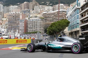 Nico Rosberg in seinem Mercedes beim freien Training in Monaco.