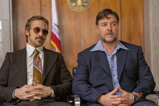 Zwei Privatdetektive, ein Auftrag: Ryan Gosling (l) und Russell Crowe in "The Nice Guys".