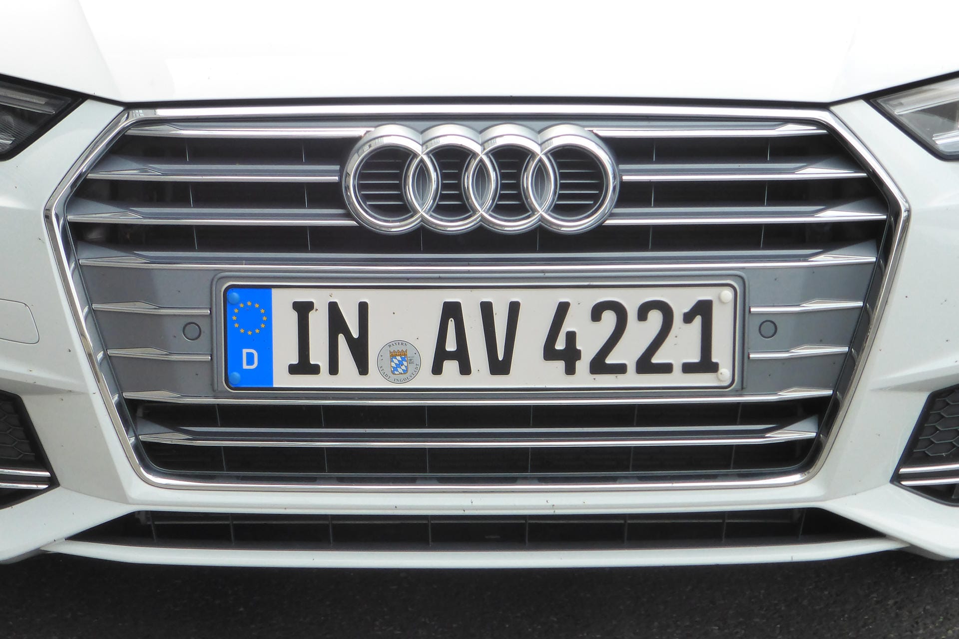 Singleframe bleibt Singleframe. Auch der A4 Avant ist natürlich ganz klar als Audi zu erkennen.