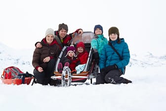 Familie Steingässer mit Sack und Pack in Grönland.