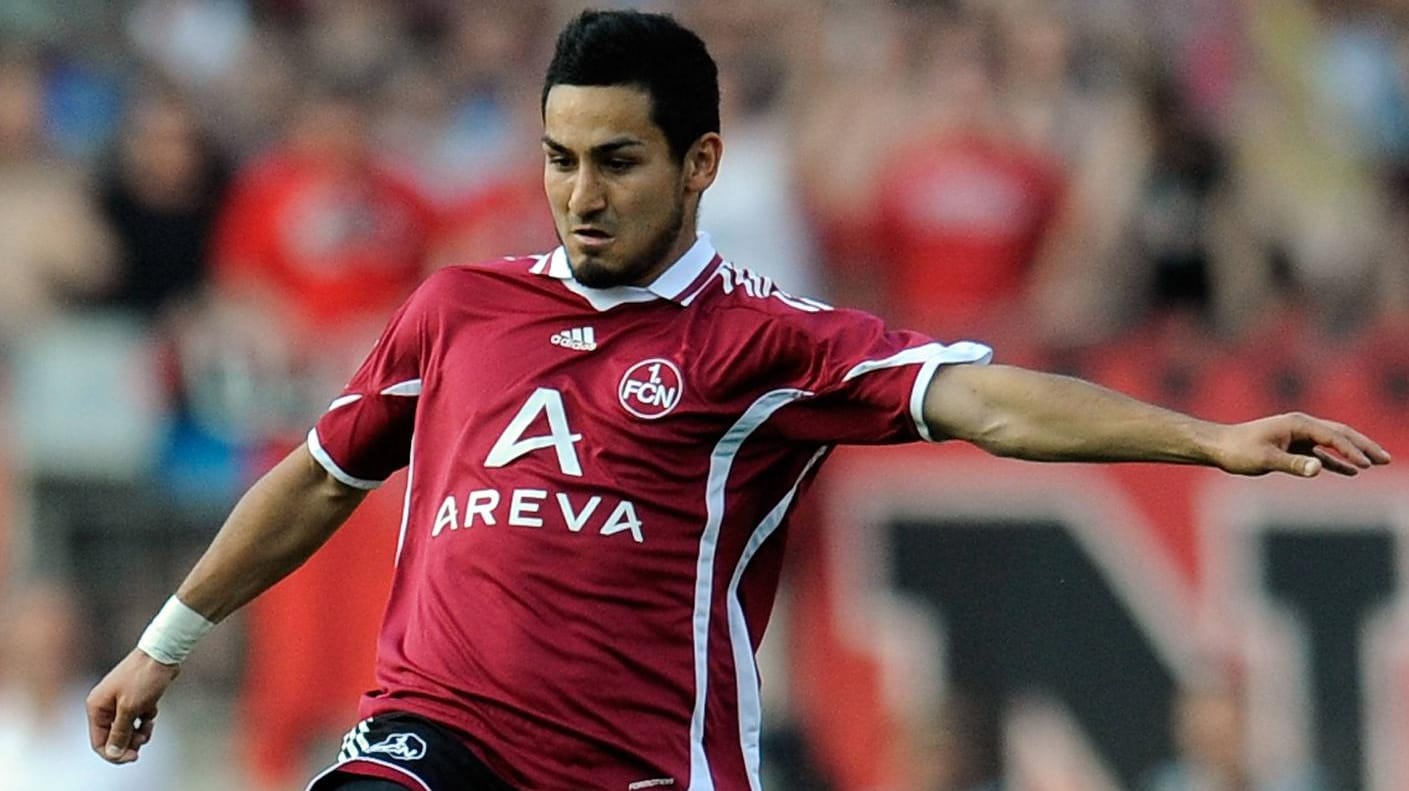 Ilkay Gündogan spielte bis zum Sommer 2011 beim 1. FC Nürnberg. Ilkay Gündogan spielte bis zum Sommer 2011 beim 1. FC Nürnberg.