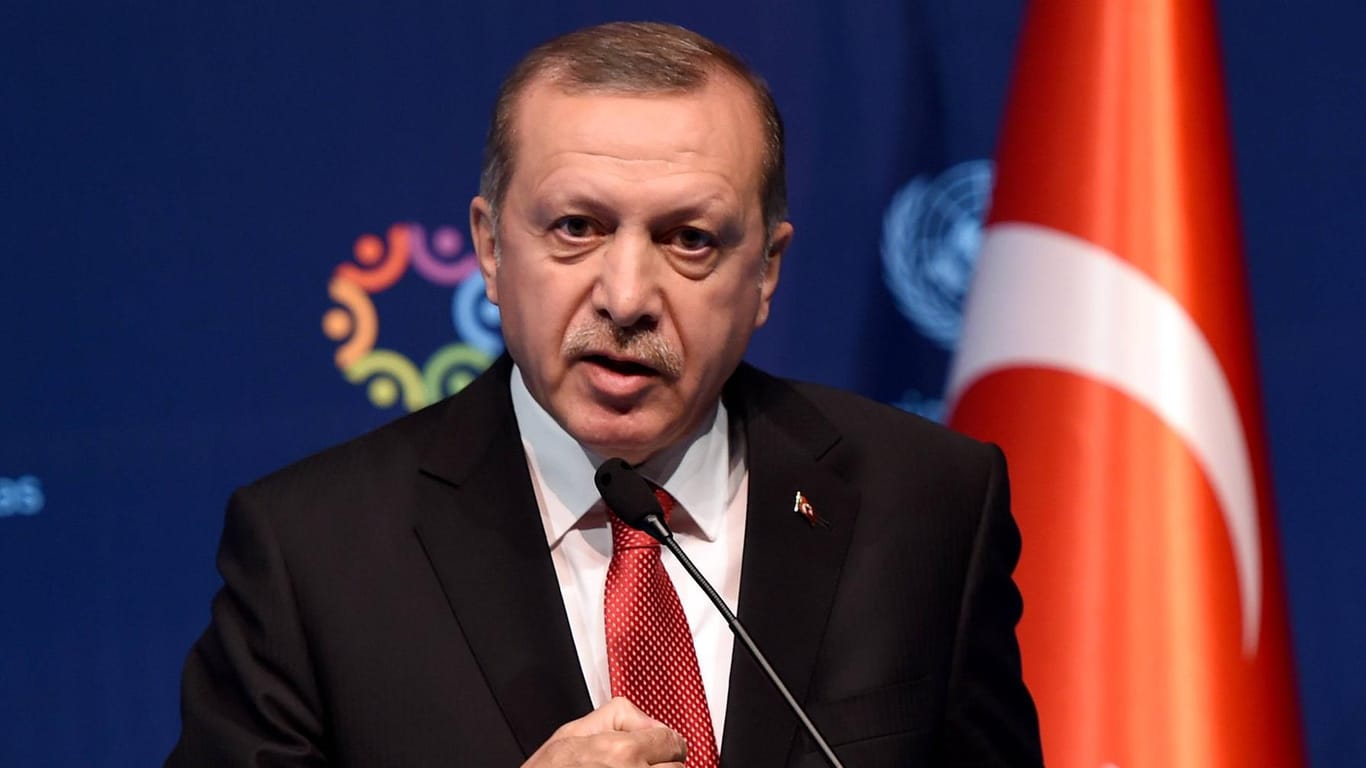 Der türkische Präsident Recep Tayyip Erdogan droht Deutschland mit "ernsten" Folgen.