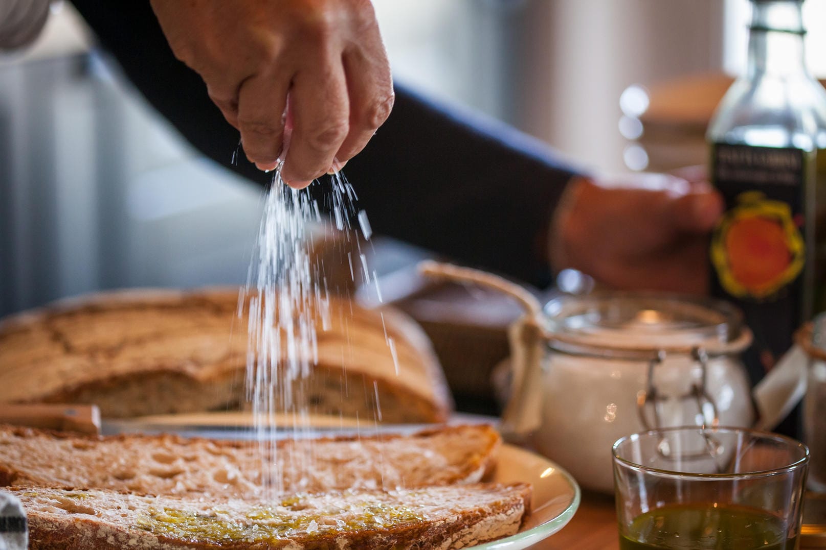 Bruschetta können Sie auf verschiedene Arten zubereiten wie beispielsweise als Auflauf.