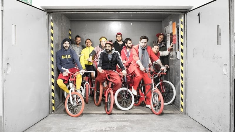 Mit dem Fahrrad auf Promo-Tour: Moop Mama.
