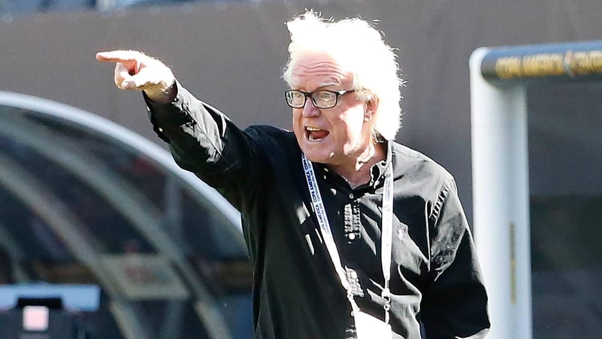 Aufgebracht: Jamaikas Trainer Winfried Schäfer musste eine Auftaktniederlage bei der Copa America verkraften. Aufgebracht: Jamaikas Trainer Winfried Schäfer musste eine Auftaktniederlage bei der Copa America verkraften.