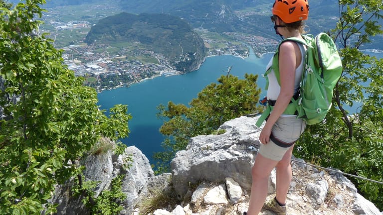 Nervenkitzel am Gardasee: Der pure Genuss für Kletterliebhaber ist die Via Ferrata F. Susatti.