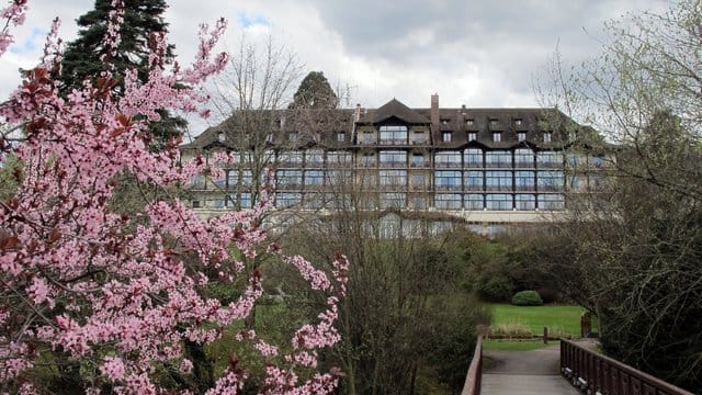 Das Vier-Sterne-Hotel "Ermitage" in Évian-les-Bains.