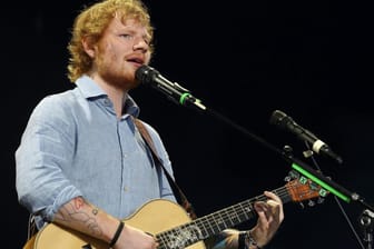 Ed Sheeran veröffentlichte bisher zwei Studioalben. Ein drittes ist in Arbeit.