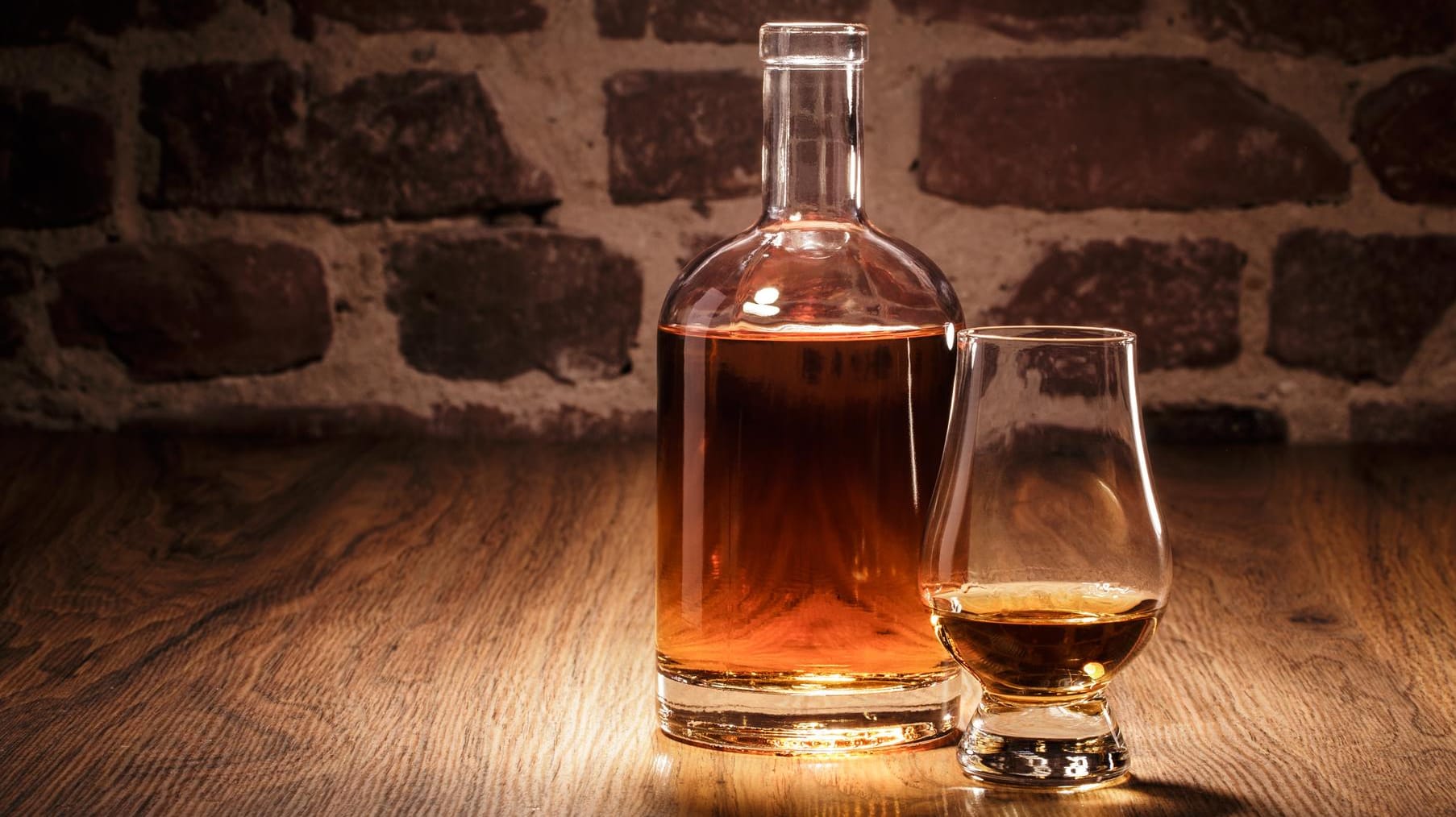 Whisky mit Nosing-Glas