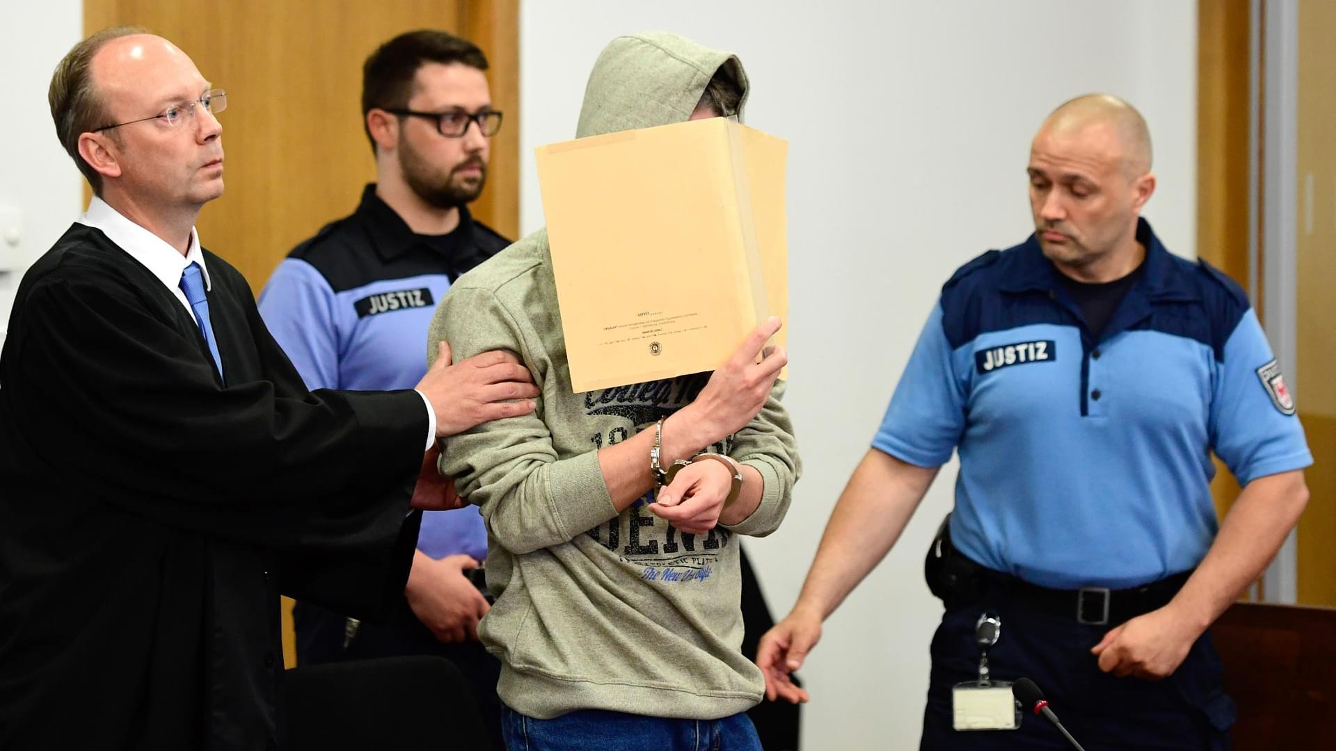 Silvio S. wird in Potsdam der Prozess wegen der Morde an Elias und Mohamed gemacht.