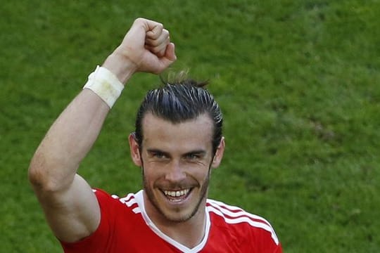 Gareth Bale macht verbal gegen England Front.