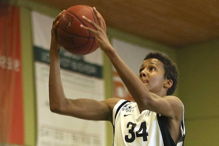 Spielt beim NBA-Casting in Charlottesville: Basketball-Talent Louis Olinde.