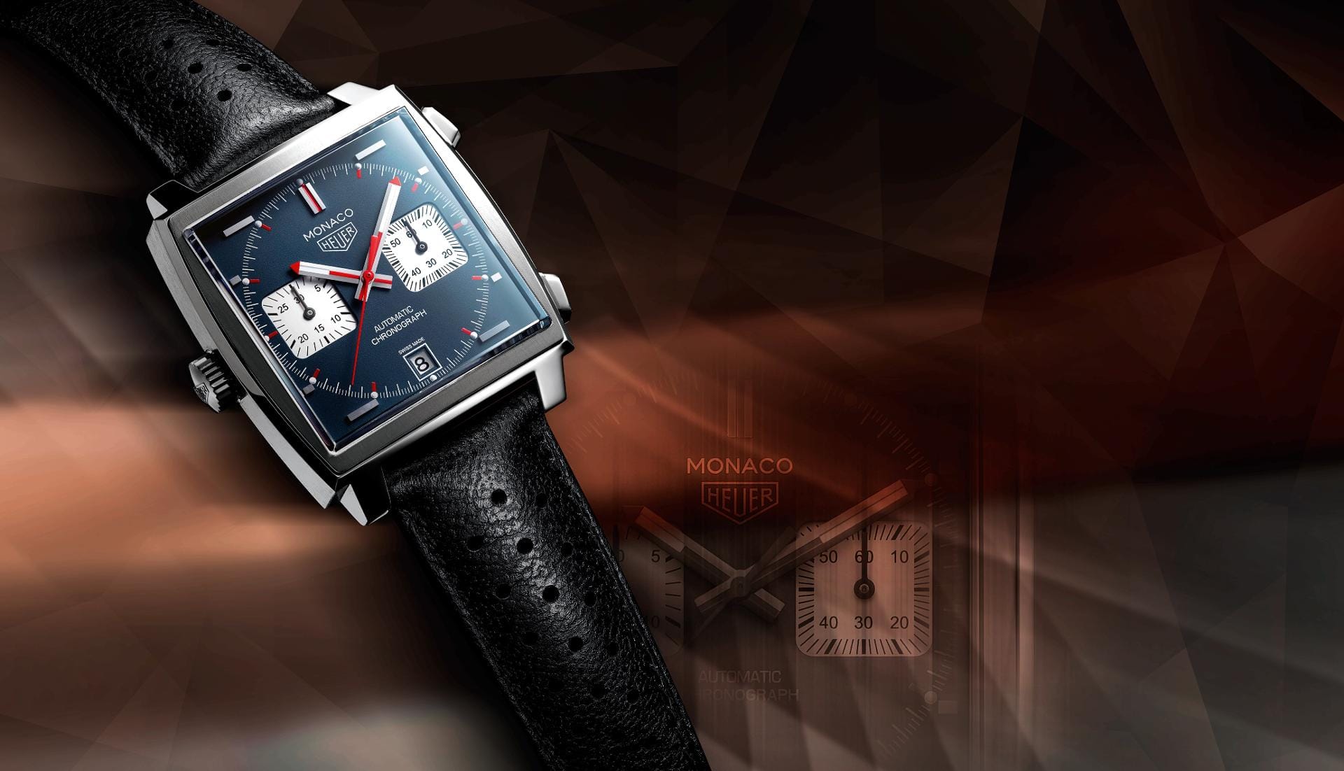 Auch von eckigen Uhren gibt es schöne Modelle mit blauem Zifferblatt wie die Tag Heuer Monaco für knapp unter 5000 Euro.