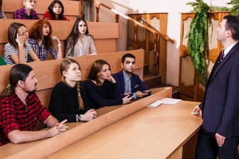 Vor dem Start ins Lehramtsstudium müssen Sie bestimmte Voraussetzungen erfüllen.