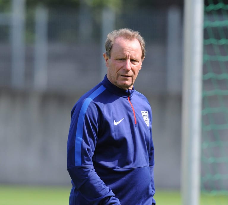 Europameistertrainer Berti Vogts trainierte zuletzt bis 2014 das Nationalteam von Aserbaidschan. Bei der WM 2014 war er Scout und Berater des USA-Teams.