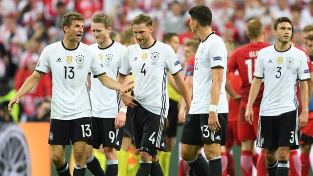 Das 0:0 zwischen dem DFB-Team und Polen sorgte nicht gerade für Begeisterung der Presse. Das 0:0 zwischen dem DFB-Team und Polen sorgte nicht gerade für Begeisterung der Presse.